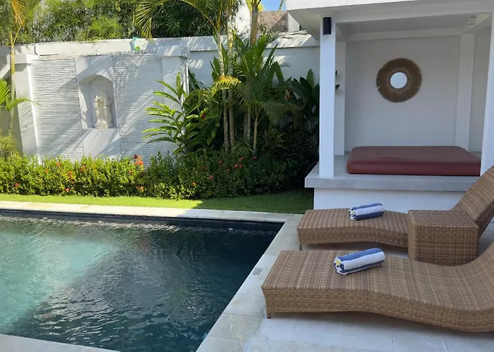 Hotel The Kon's Bali 5*