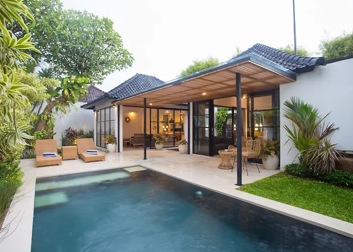 Hotel The Kon's Bali 5*