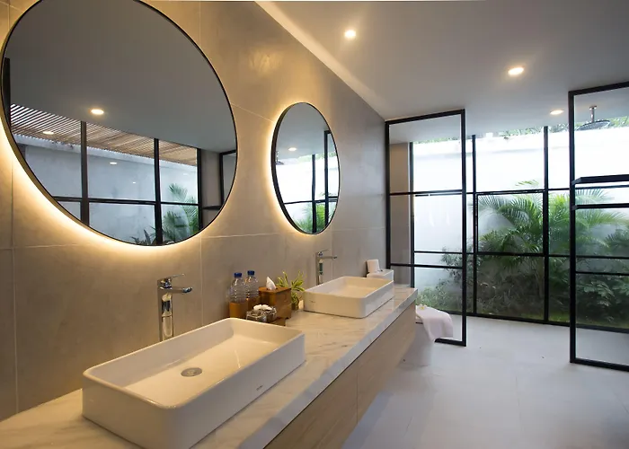 The Kon's Bali 5*